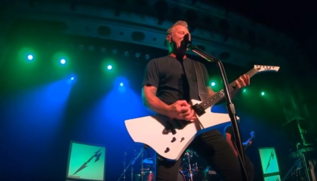 METALLICA Shares Pro-Shot Video Of ‘Cyanide’ Performance From Surprise Chicago Concert