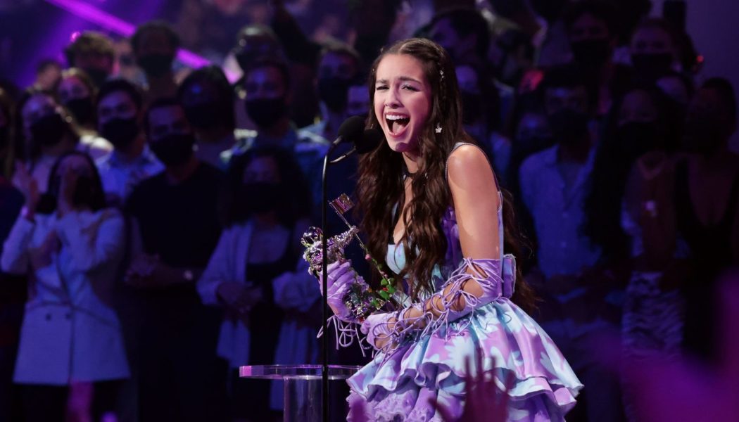 Olivia Rodrigo’s ‘Magical’ Year Continues With Best New Artist VMA Win