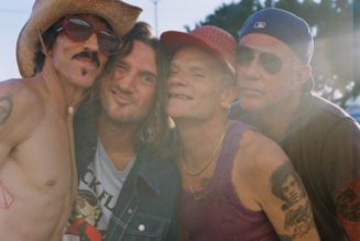 RED HOT CHILI PEPPERS To Embark On 2022 Global Stadium Tour