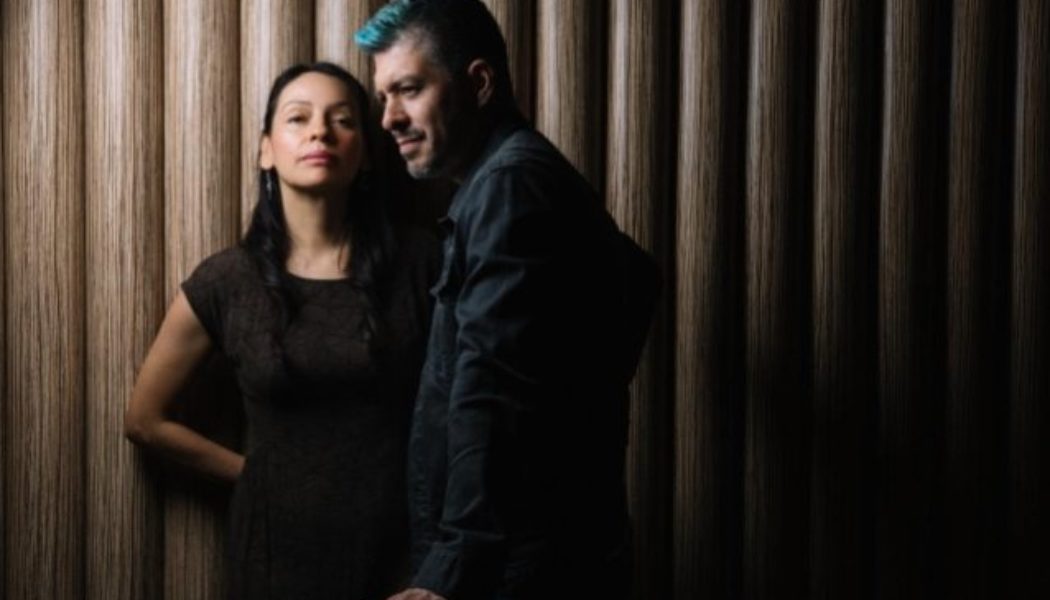 RODRIGO Y GABRIELA’s Cover Of METALLICA’s ‘The Struggle Within’: Making-Of Video