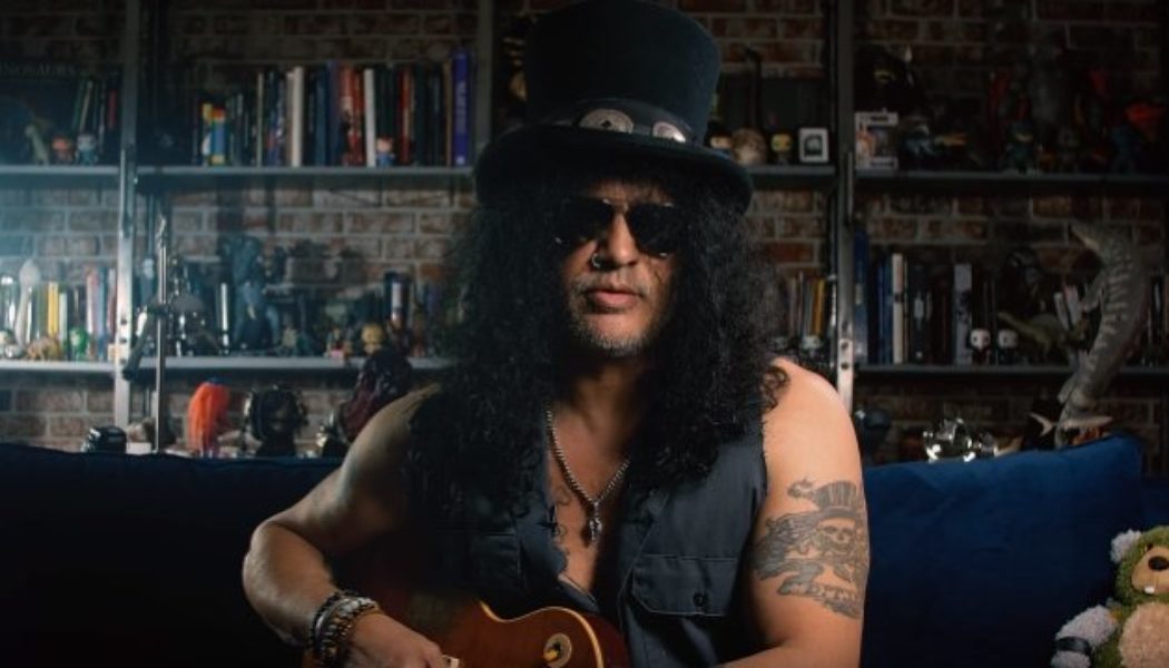 SLASH: METALLICA’s Black Album ‘Crossed Over In A Way That Made Them A Household Name’