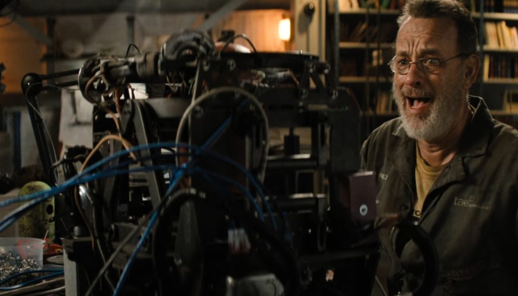 Tom Hanks Builds a Self-Driving Robot in Trailer for Apple TV+’s Finch: Watch