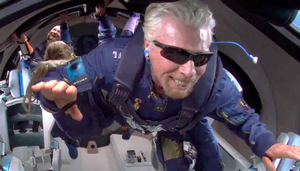 U.S. Investigates Virgin Galactic After Richard Branson Spaceflight Mishap