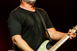 Watch Bob Mould Jam Hüsker Dü Hit ‘I Apologize’ with Fred Armisen