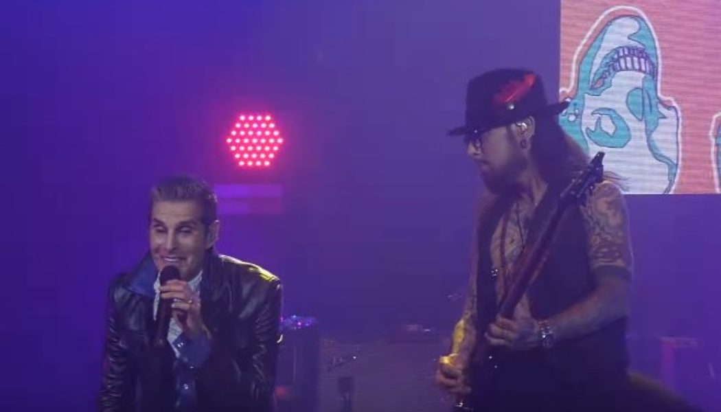 Watch JANE’S ADDICTION Perform At ‘MMR*B*Q’ Concert In Camden