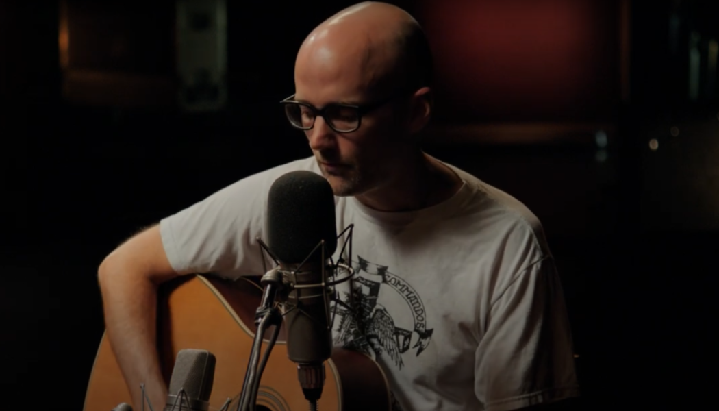 Watch Moby Reimagine 2000 Hit “Porcelain” In Stripped-Down Live Performance [Exclusive]