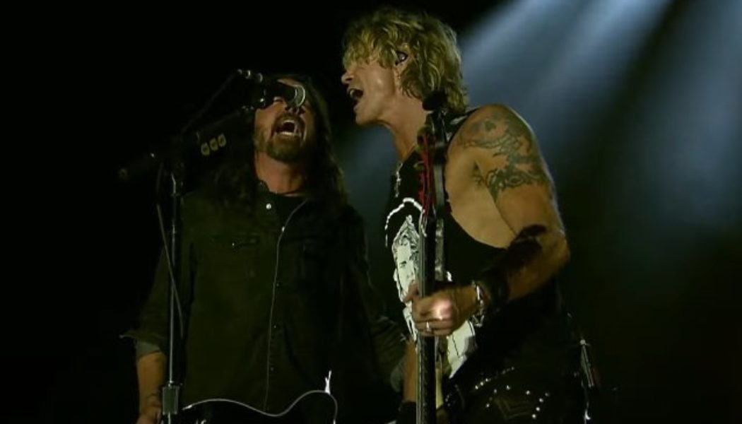 Watch Pro-Shot Video Of GUNS N’ ROSES And DAVE GROHL Performing ‘Paradise City’ At BOTTLEROCK