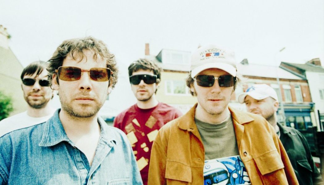 Watch Super Furry Animals’ YouTube Special for Rings Around The World