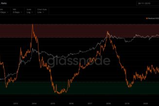 Bitcoin hodlers ‘only halfway’ to selling BTC after new $500K price prediction