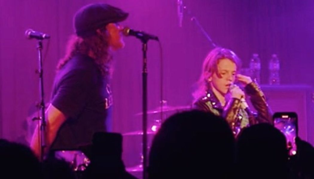 CANDLEBOX Welcomes 12-Year-Old VEDDER GABRIEL On Stage To Perform ‘Far Behind’ (Video)