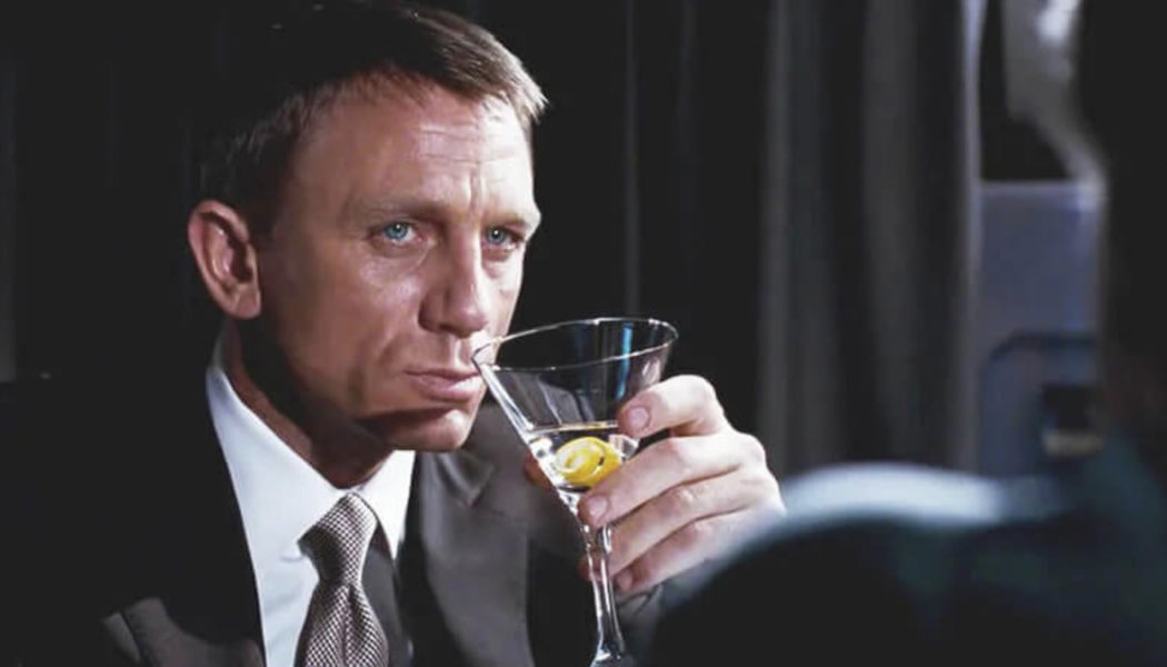 Daniel Craig Prefers Gay Bars Because of “Aggressive Dick Swinging at Hetero Bars”