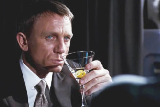 Daniel Craig Prefers Gay Bars Because of “Aggressive Dick Swinging at Hetero Bars”