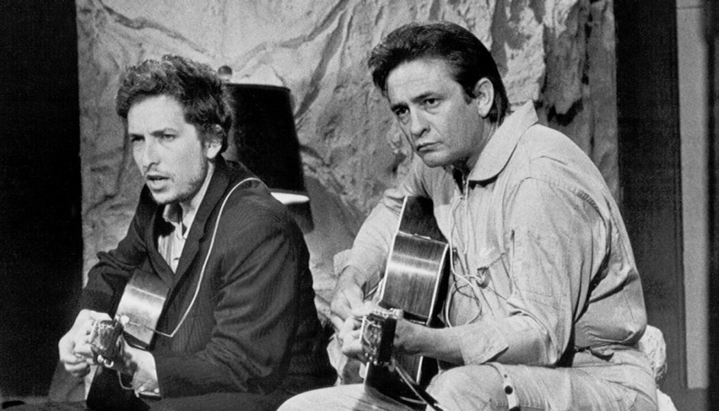 Johnny Cash’s 1968 Cover of Bob Dylan’s “Don’t Think Twice It’s All Right” Released: Stream