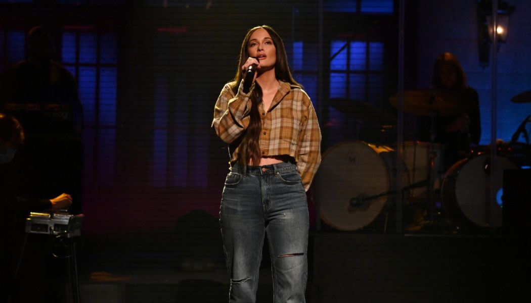 Kacey Musgraves Delivers Gorgeous ‘Star-Crossed’ Songs on ‘SNL’ Season Premiere