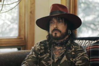 Listen To MÖTLEY CRÜE’s NIKKI SIXX Read From His New Book ‘The First 21’