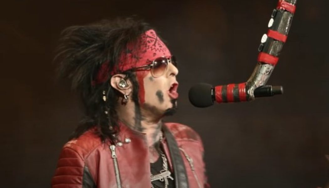 MÖTLEY CRÜE’s NIKKI SIXX Explains Why He Never Became A Lead Singer