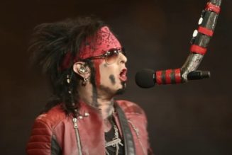 MÖTLEY CRÜE’s NIKKI SIXX Explains Why He Never Became A Lead Singer