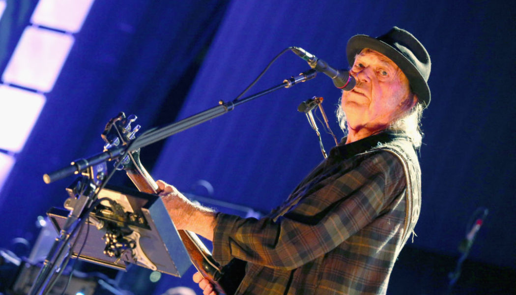 Neil Young and Crazy Horse Announce New Album Barn