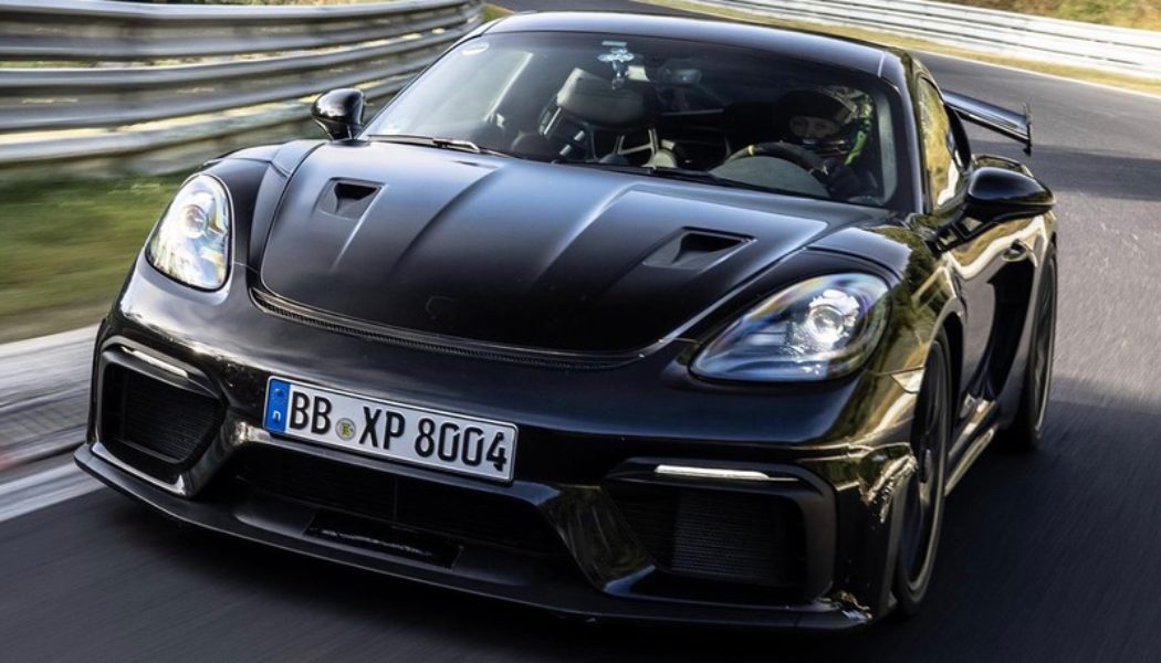 Porsche Showcases Its Upcoming 718 Cayman GT4 RS