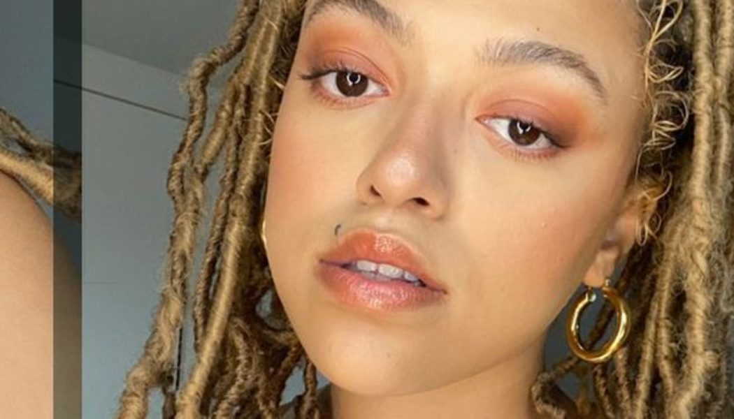 Singer Mahalia Just Shared Her Favourite Beauty Products With Me—They’re So Good