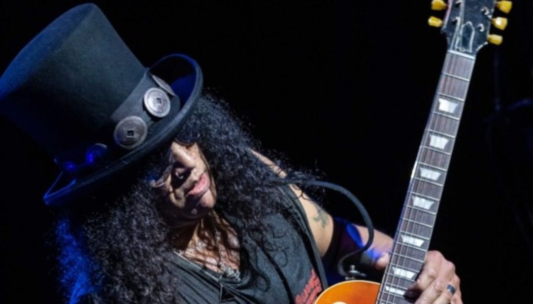 SLASH Says GUNS N’ ROSES Has Yet To Start Writing New Music, Explains Decision To Rework Old Songs