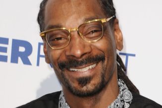 Snoop Dogg To Star in New NFT Sitcom Alongside the Harlem Globetrotters