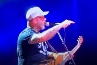 STAIND’s AARON LEWIS Rails Against ‘Man-Created’ Virus, Blames Democrats For ‘Every Scar That Exists On This Country’