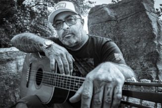 STAIND’s AARON LEWIS To Release ‘Frayed At Both Ends’ Solo Album In January