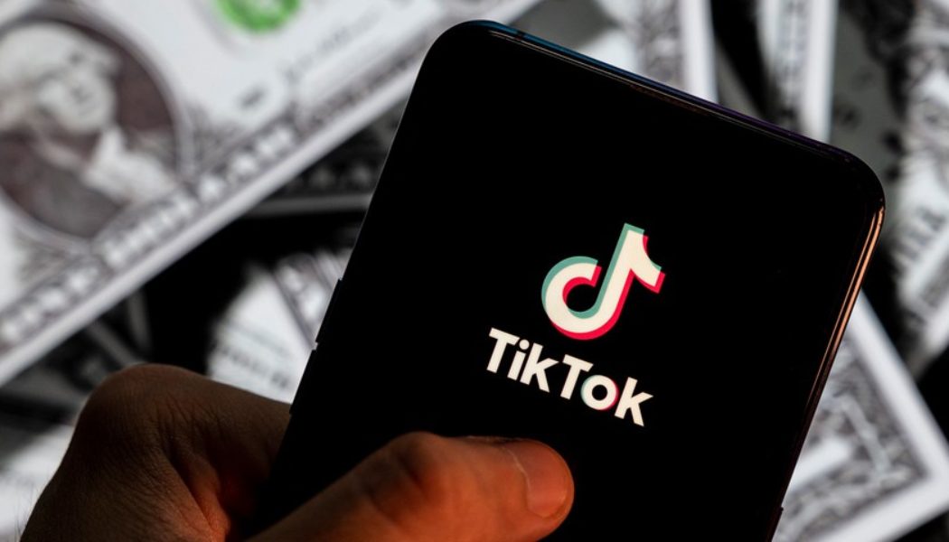 TikTok Is Testing Out a Feature That Lets Users Send Creators Tips