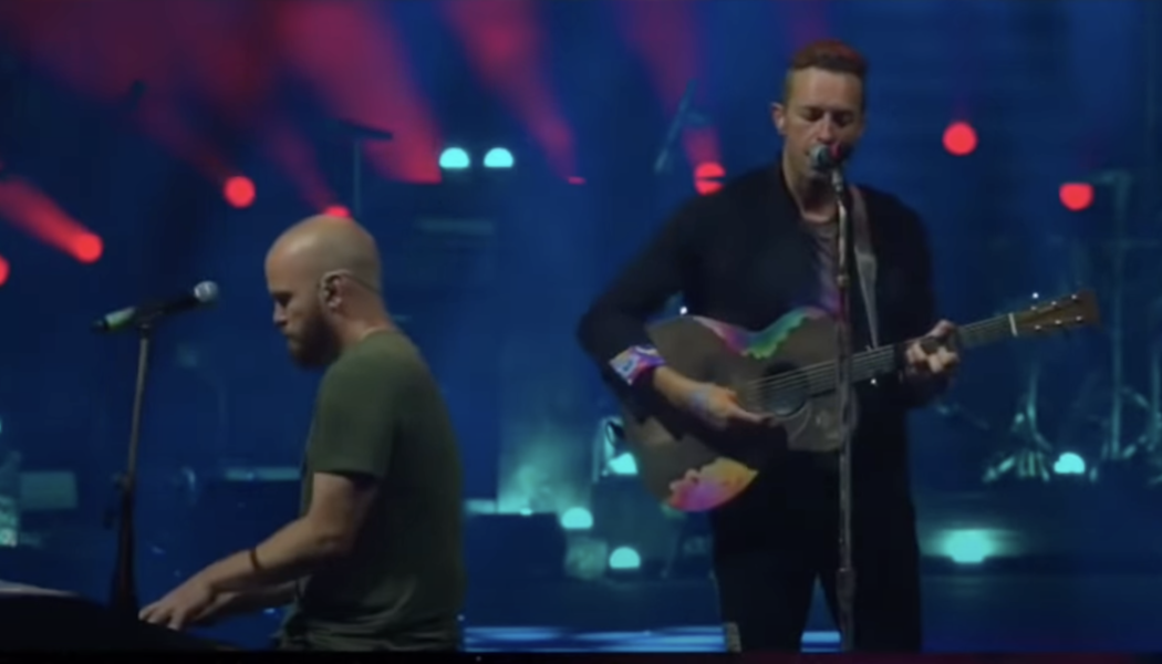 Watch Coldplay Cover Pearl Jam’s ‘Nothingman’ at Seattle Concert