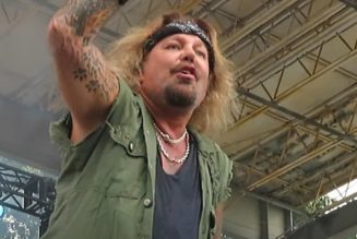 Watch VINCE NEIL Perform MÖTLEY CRÜE Classics In Tampa