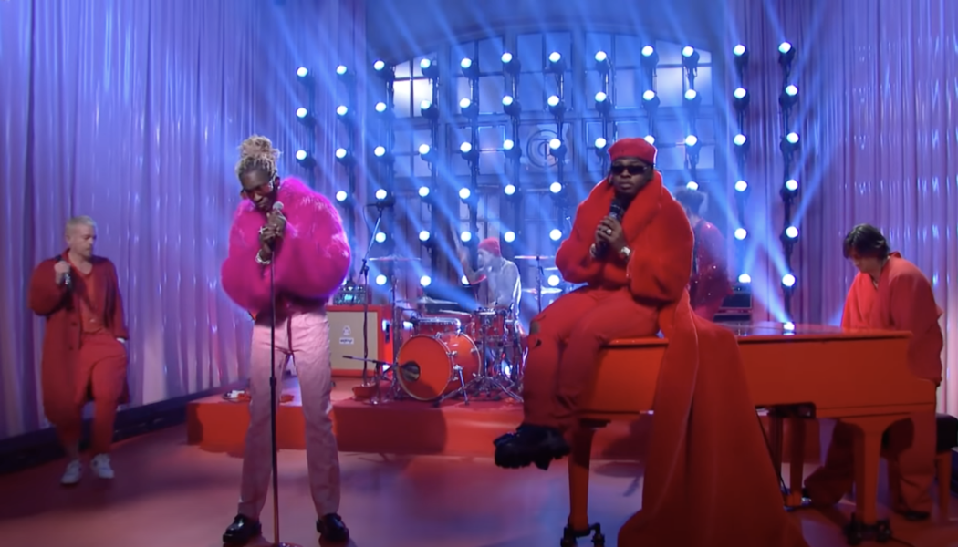 Young Thug Brings Out Gunna, Nate Ruess and Travis Barker During SNL Debut