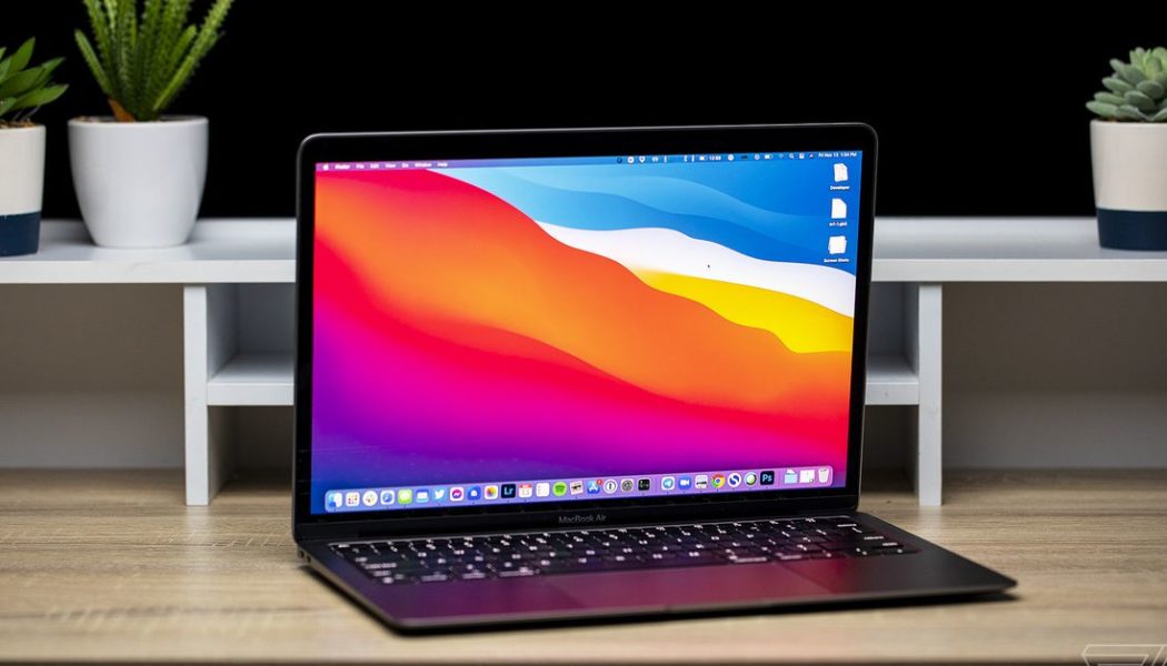 Apple fixes bug that could cause macOS Monterey to brick Macs with a T2 security chip