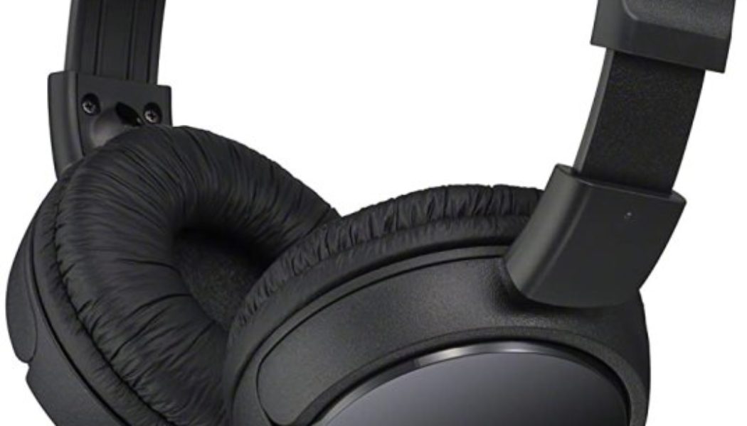 Billboard Buys: Sony is Blowing Out These Top-Rated Headphones for $10