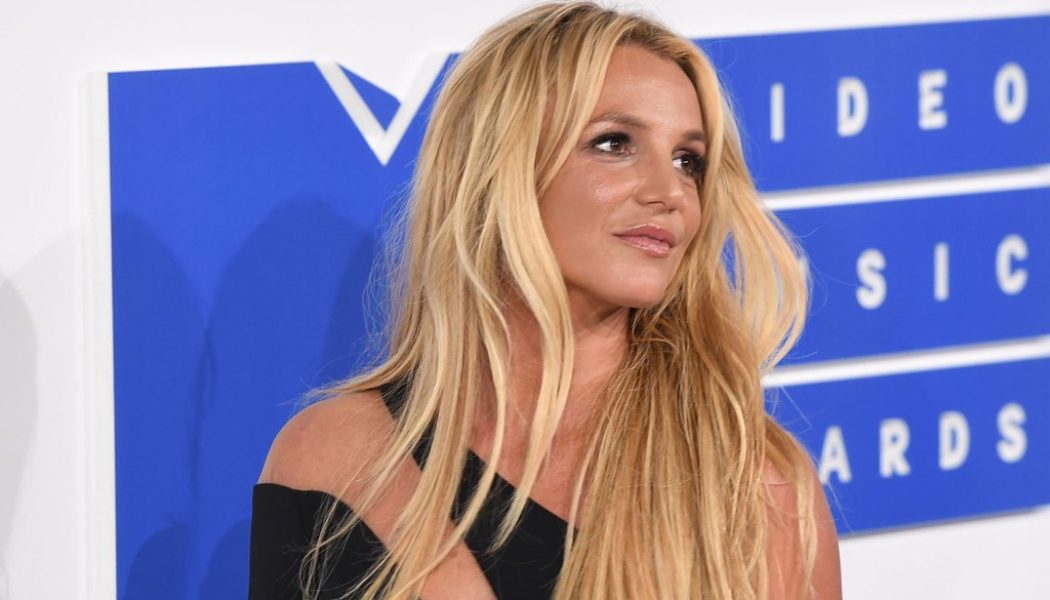 Britney Spears Gushes Over Sam Asghari at ‘House of Gucci’ Premiere: ‘My Baby Stole the Show’