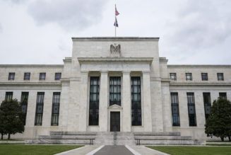 Fed set to begin pulling plug on massive aid to economy