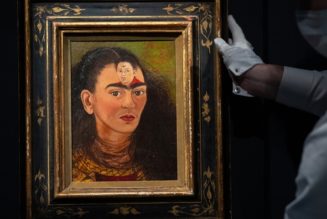 Frida Kahlo Shatters Auction Record Held by Latin Artist