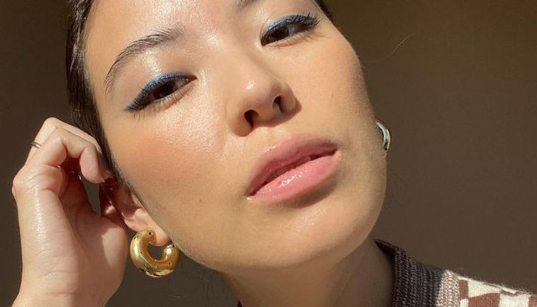 I’m Totally Uninspired by Makeup in Winter, But These 8 Looks Are Just Too Good