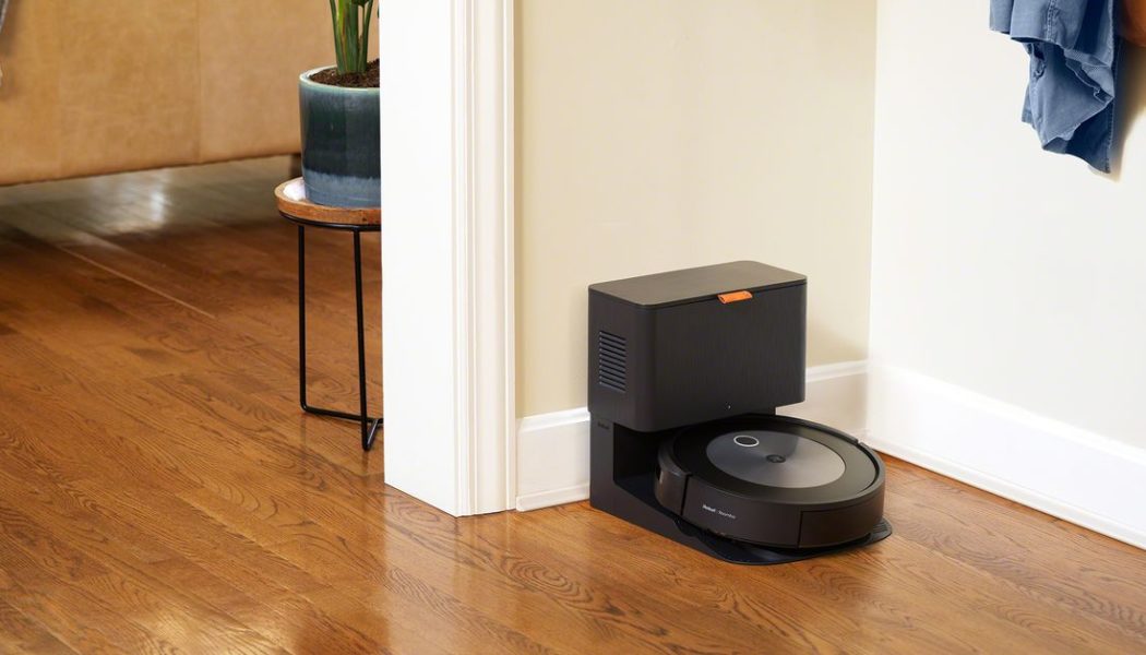 iRobot Roomba update uses AI to avoid knocking over your Christmas tree