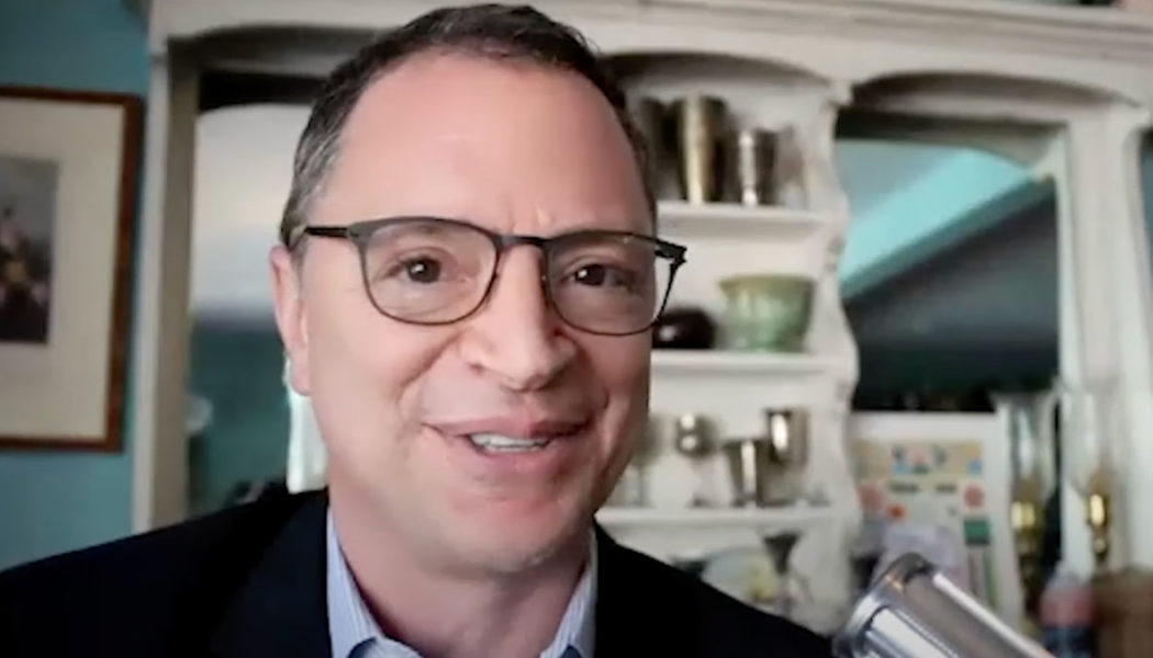 Joshua Malina on Why He Wants to Offer Unnecessary Commentary on His Past Aaron Sorkin Projects