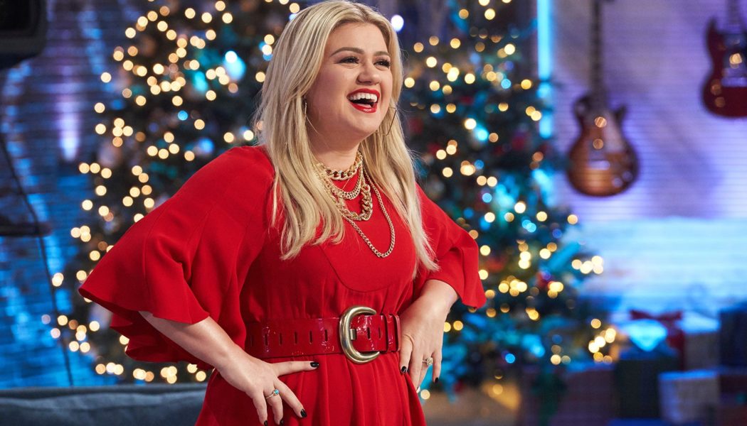 Kelly Clarkson, Michael Buble, Pentatonix & Train to Bring Holiday Hits to iHeartRadio Christmas Concert