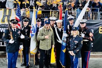 POISON Singer BRET MICHAELS Honors Veterans On ‘Monday Night Football’: Photos, Video