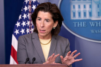 Raimondo: Commerce ‘war room’ seeing improvements on supply chain woes