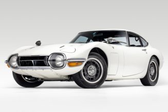 Rare 1968 Toyota 2000GT Sells for $850,000 USD