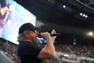 SAMMY HAGAR Performs At Halftime During RAIDERS Vs. BENGALS Game In Las Vegas: Video, Photos