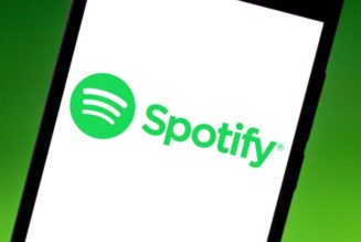 Spotify Launches Synchronized Lyrics for All Users