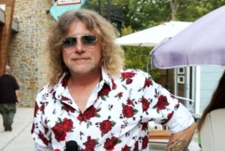 STEVEN ADLER: How I Ended Up Recruiting Singer Of GUNS N’ ROSES Tribute Act For My Solo Band