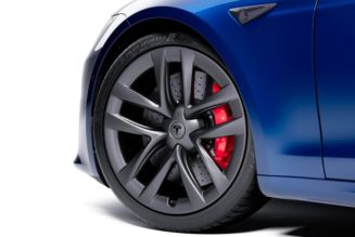 Tesla Announces $20,000 USD Carbon-Ceramic Brake Kit for Model S Plaid