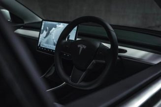 Tesla To Deliver EVs Without USB Ports in Lieu of Chip Shortages