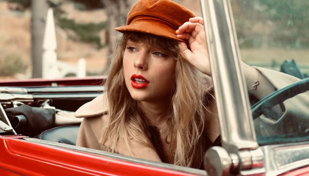 U.S. Vinyl Album Sales Surge After Walmart Sale & Debut of Taylor Swift’s ‘Red (Taylor’s Version)’